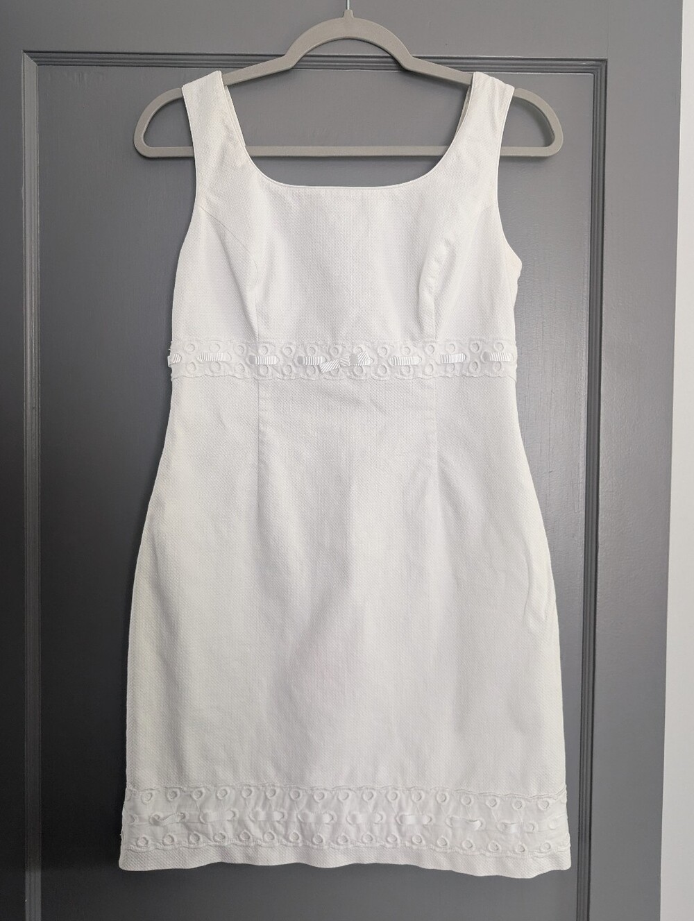 Vintage Lilly Pulitzer White Sleeveless Shift Dress - Size 4